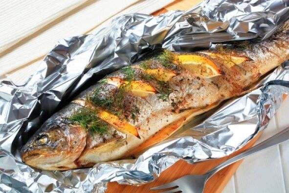 Ընթրիքի համար հետևեք Maggi-ի սննդակարգին՝ փայլաթիթեղով թխած ձուկով